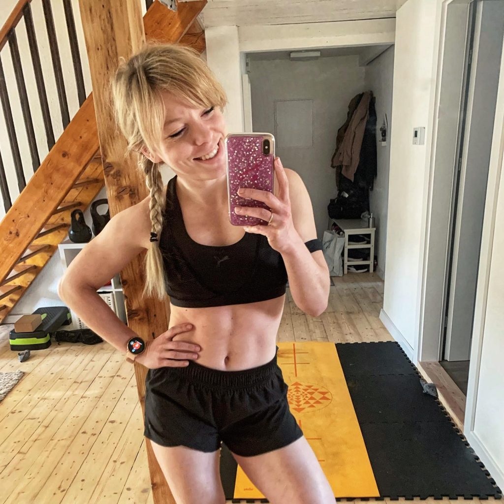 Marta Hennig, codziennie fit, trening w domu